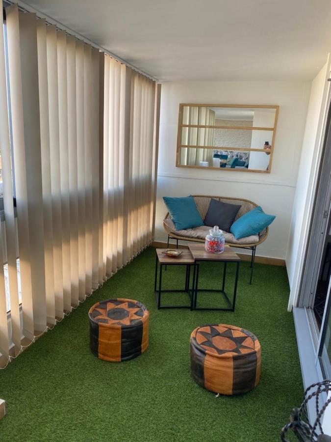 Appt T2 Proche Gare De Beziers Impasse Fay Apartamento Exterior foto
